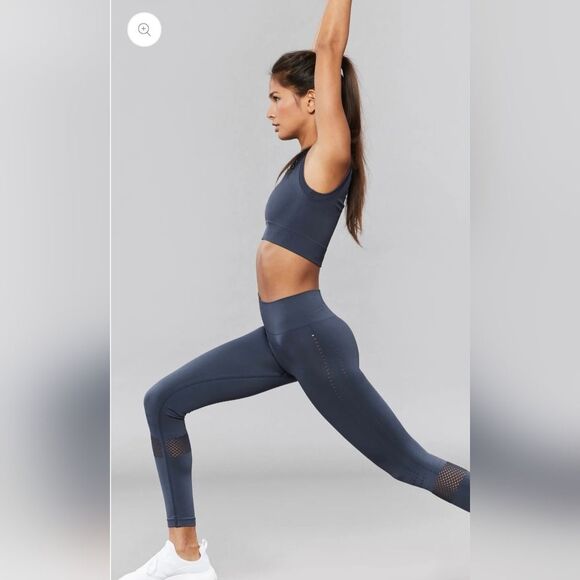 VARLEY Women's Stretch Yoga Running Gym Active Justin Leggings Blue Size S EUC - Picture 1 of 16